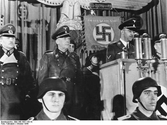 Octubre 1944, Prusia Oriental, Himmler se dirige a los reclutas del Volkssturm