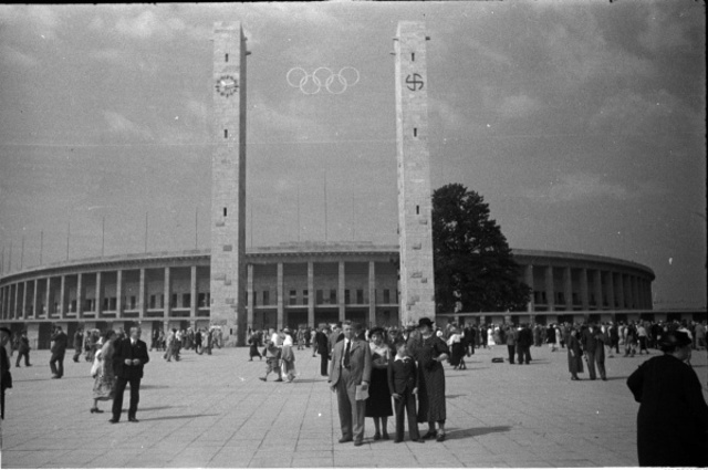 Puerta Este del Estadio Olímpico, 1935